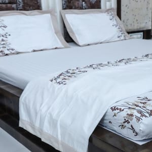White & Coffee 400 TC Cotton 1 Double Bedsheet with 2 Pillow Covers